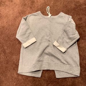 Kenzie sweatshirt with button back detail